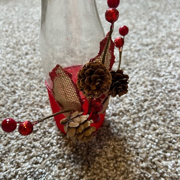 Handcrafted Christmas Vase - Picture 4 of 6